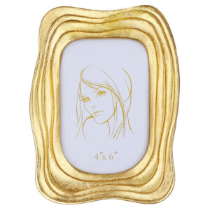 d5b1d56b-717f-4f53-8f27-96f81794a5f8.jpg Фоторамка прямокутна "Хвилі" 15,5*20,5*1,8 см (фото 10*15) золото