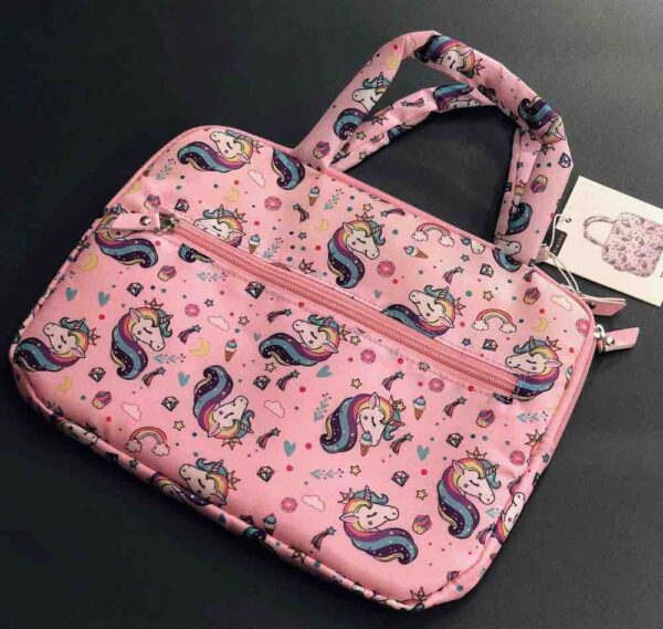 d9515848-48ca-43cf-bdbd-9f6cd1905b51.jpg Чохол-сумочка для планшету "Юнікорн"