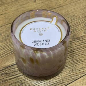 Ароматична свічка у барвистому склі Primark 245g