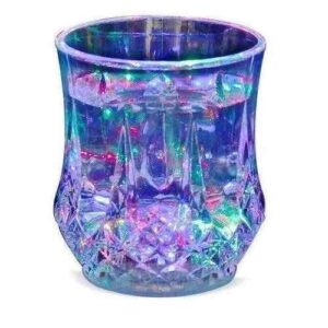 e26ee3a3-8aa7-4c9a-96ab-df38e669fdb6.jpg Склянка FLASH CUP з підсвіткою на батарейках 200 мл