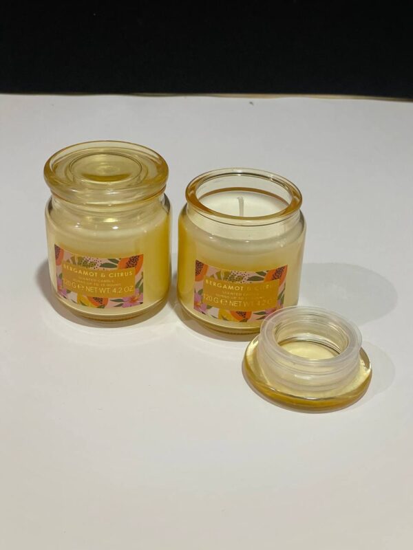 e3e1cec8-1542-49f6-948c-e427c42026de.jpg Ароматична свічка Primark зі скляною кришкою 120g (15 години)