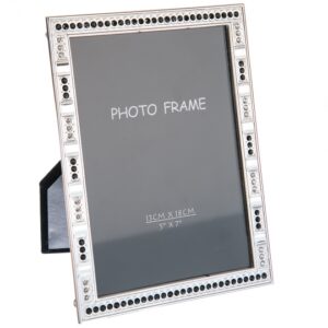 e95b4084-d1df-4989-b600-b547539c4c64.jpg Фоторамка "Чорне та біле" (15*20 см)