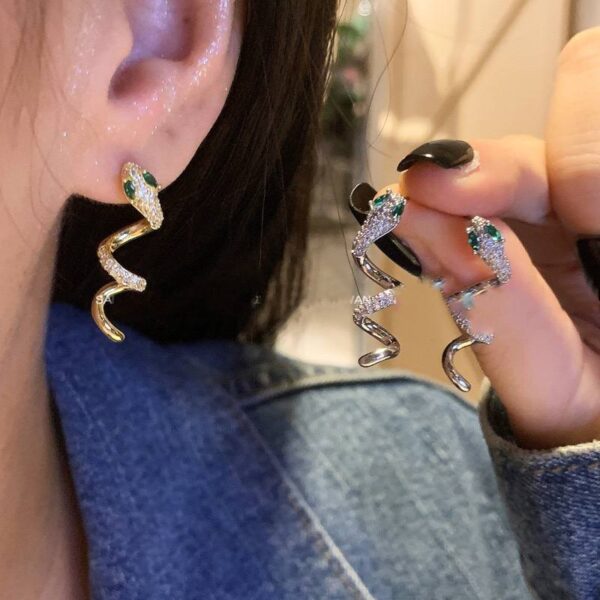 Сережки металеві "Змія спіраль" золоті (10710)