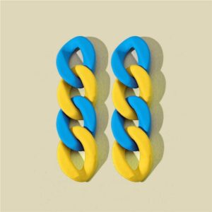 ea4ef1df-3bbf-4051-8668-792d0fe05707.jpg Сережки акрилові "Ланцюг" масивні синьо-жовті 6 см (8108)