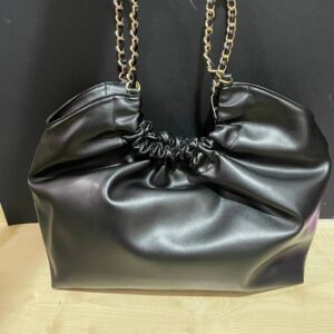 Сумочка Primark велика м'яка збірна з ланцюжком чорна