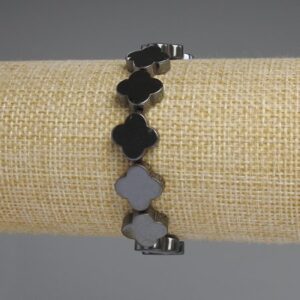 f244d0bc-62e2-457e-bd35-9767a14a3e65.jpg Браслет натур. Гематит чорний "конюшина" 12 мм стрейч