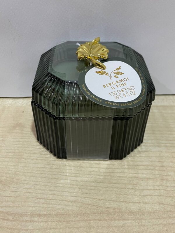 Ароматична свічка у склі Primark "Новорічна Листочок" з кришкою 130 g/ 20 годин