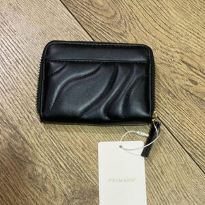 f7536b54-857f-4a5b-bbca-57908f38c497.jpg Гаманець Primark стьобаний хвилі чорний