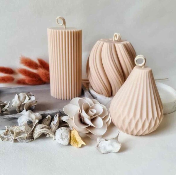 Свічка інтер'єрна Solodka "Ліхтарик" фігурна беж 130 г