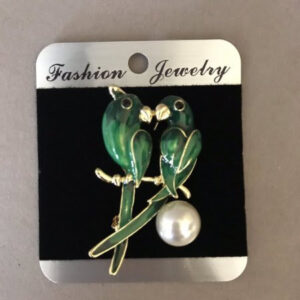 Брошка "Парочка папуг" 5,5х2см зелена емаль, жовтий метал