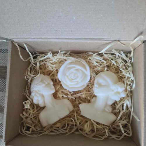 Набір свічок подарунковий Solodka "Дівчата та Роза" 3 шт