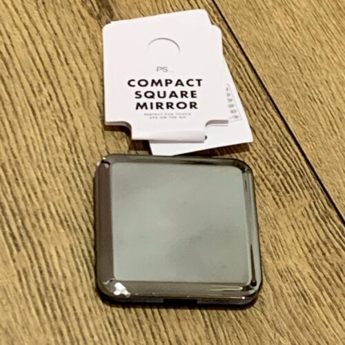 04ec9641-15d7-4dad-aea1-fd2b2279e74e.jpg Дзеркальце компактне Primark квадратне срібне