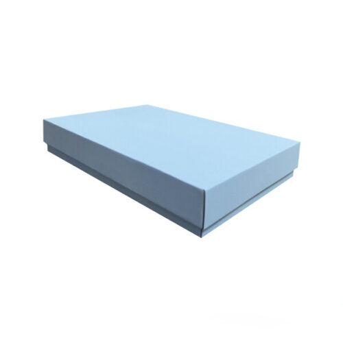 Коробка подарункова 42*28*7 см мікрогофра преміум блакитна