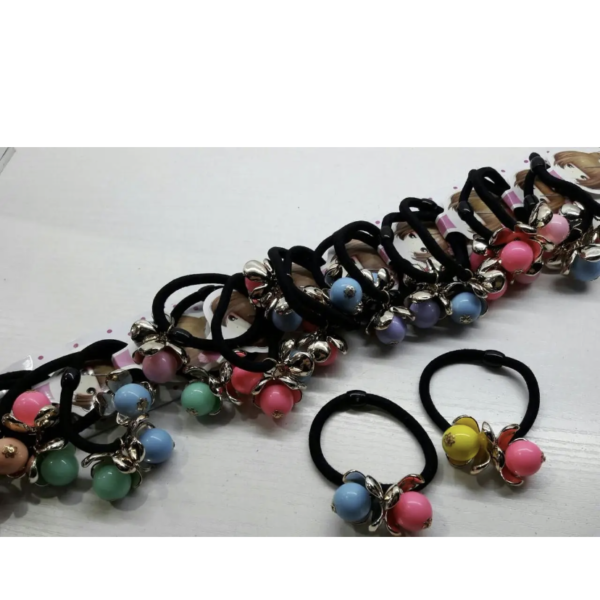 Гумка для волосся тонка з квіткою-бусинкою 1 шт