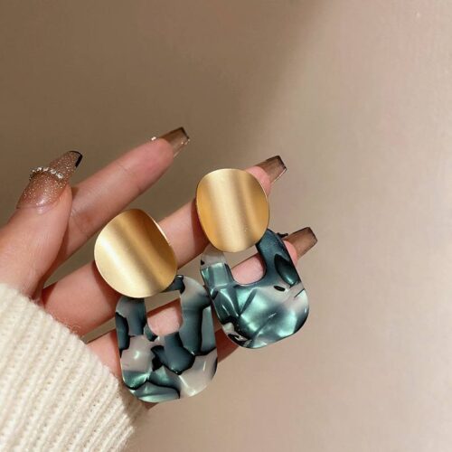 Сережки акрилові геометричні зелені з золотим (8050)