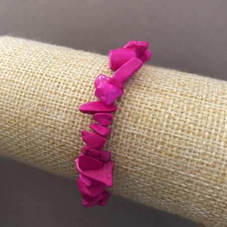 0baa9b7b-a33c-47c0-9bbf-e6ec5c2e4033.jpg Браслет натур. камінь фуксія крихта 9 мм стрейч