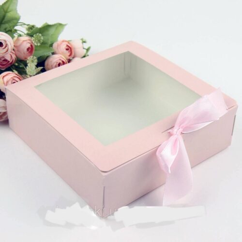 Коробка подарункова складна з віконцем та стрічкою рожева 18*18*5,5 см