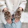 Рукавиці-мітени жіночі пухнасті леопардові