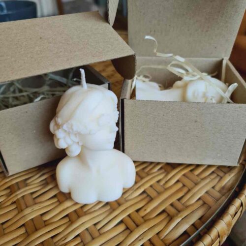 1456d008-6bde-4b97-83c2-b48902ed4976.jpg Свічка ароматична Solodka "Дівчина з повʼязкою на очах" (соєвий віск) 100г