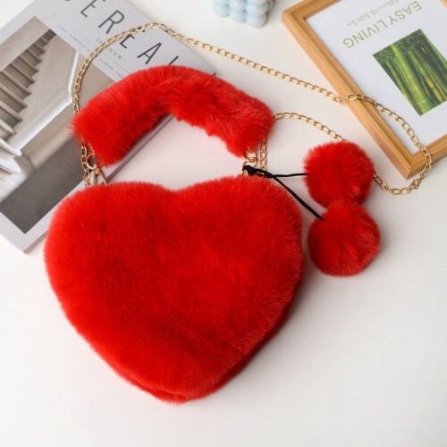 Сумочка плюшева/ екохутро "Серце" на ланцюжку червона