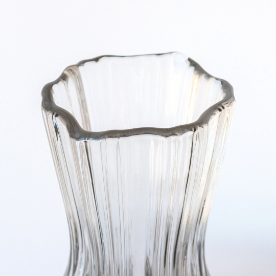 Ваза скляна "Відчуття" прозора 21 см