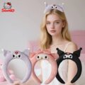 Обруч для волосся плюшевий "Hello Kitty & Friends/ Куромі" чорний/ фіолетовий