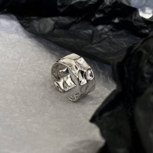 Каблучка жіноча широка рельєфна срібна (8123)