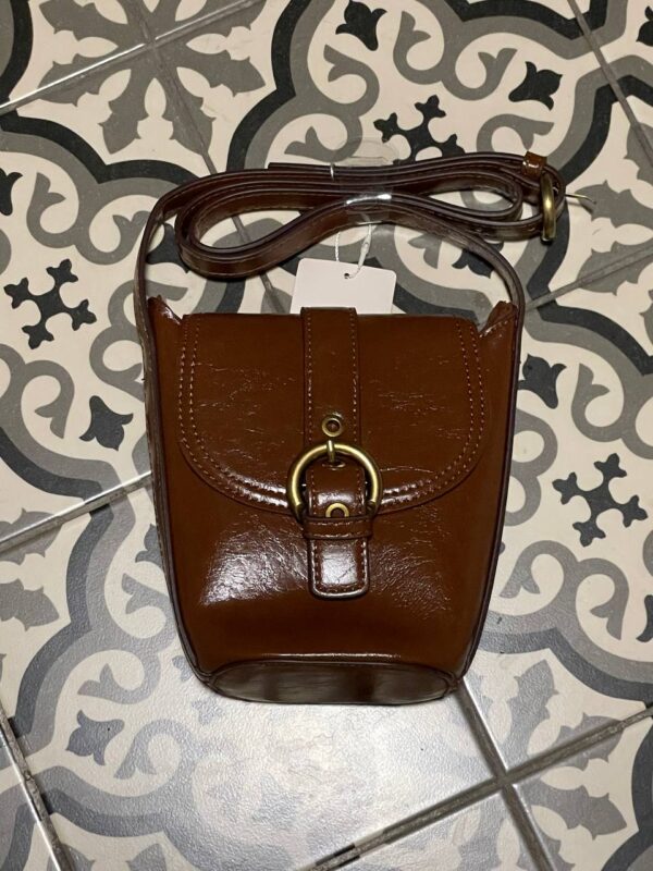 Сумочка-міні сідловидна з пряжкою через плече Primark коричнева