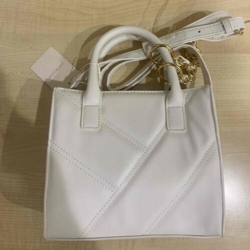 Сумочка Primark квадратна стьобана біла