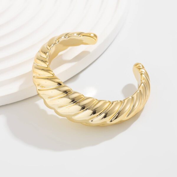 Браслет металевий "Геометричний" масивний золотий (10348)