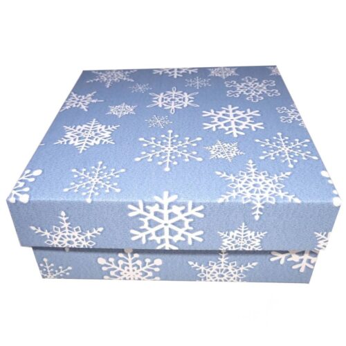 2bad4f3d-ec36-4624-92b9-a99a8a3f713d-1.jpg Коробка подарункова з мікрогофрокартону (17*17*7 см) Новорічна блакитна