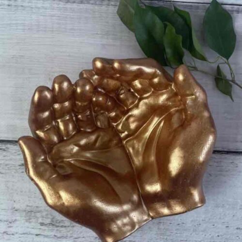 2d6ed64d-9640-4484-8e71-d03850c8c944.jpg Підставка для свічок/ Органайзер бетонний 5C "Руки/Долоні" бронзовий