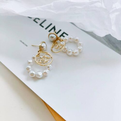 2ec0208e-360c-4484-95f3-13bb0bc58599.jpg Сережки з перлинами та номерами (8281)