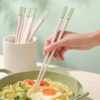 Палички для суші "Сакура" білі з акриловою вставкою 1 пара