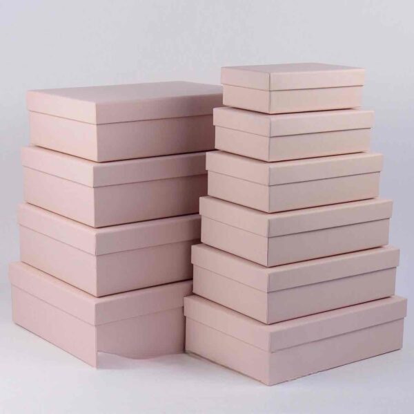 Коробка подарункова прямокутна пудрова №6 (28*20*8 см)