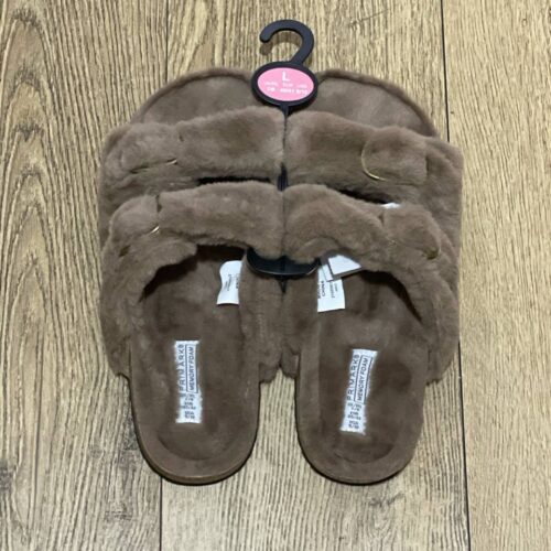 32448022-348d-4080-9970-5b2e4c4390c3.jpg Тапочки жіночі з ремінцями Primark пухнасті (устілка меморі) коркова підошва коричневі