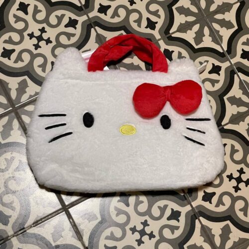 3684f6b9-8312-4e8c-ac03-0585387da59a.jpg Термосумка "Hello Kitty" Primark плюшева біла