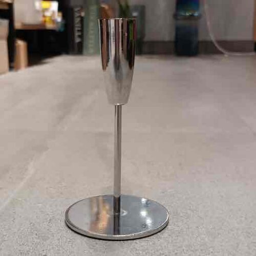 Підсвічник металевий на ніжці Primark срібло