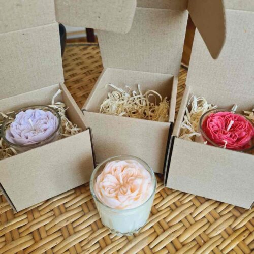 3d283d36-68a2-431b-ba47-45661dd8bae6.jpg Свічка ароматична Solodka "Троянда Остіна" в склі 100 г