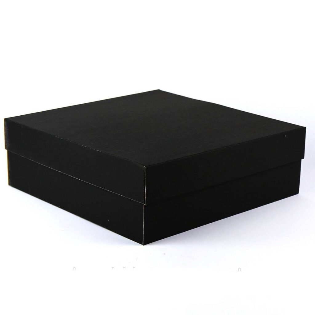 Коробка подарункова 36*36*12 мікрогофра чорна