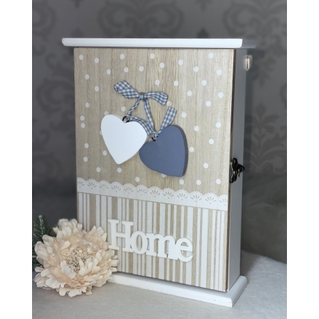 42c215fe-4db6-449a-9f37-7dd7f4bf2bc4.jpg Ключниця "Home" прямокутна дерево-біла сердечка