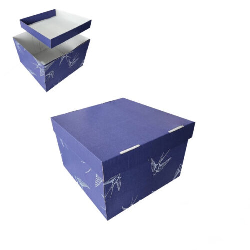 Коробка подарункова 30*30*20 см мікрогофра фіолетова ластівки