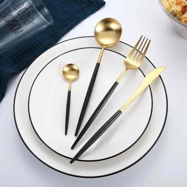 Ніж столовий з нержавіючої сталі чорний