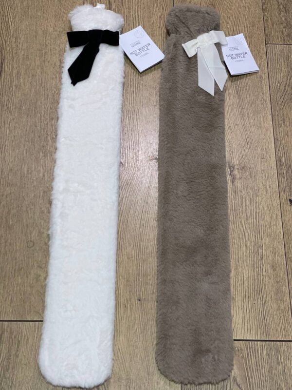 4b56ef04-a761-4cff-b9eb-fc97a34ed9ae.jpg Грілка водяна для тіла Primark "Довга" з бантиком 2000 ml