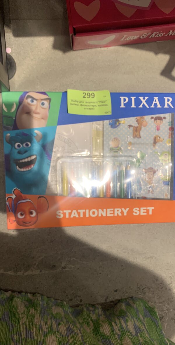 Набір для творчості "Pixar" (олівці, фломастери, наліпки, стікери)