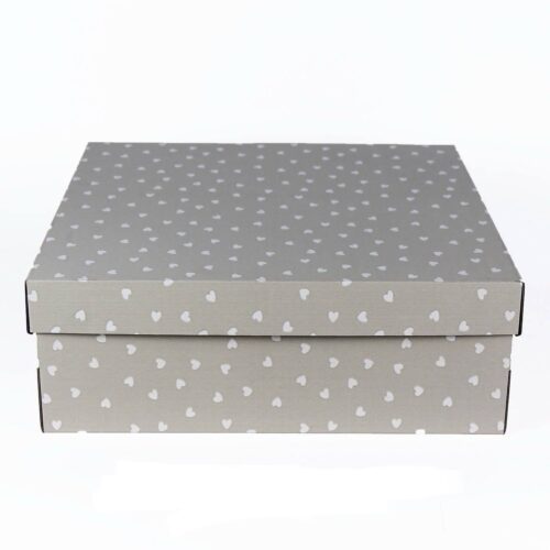 Коробка подарункова 42*42*15 см мікрогофра сіра сердечка