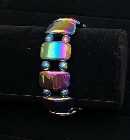 51fffff7-63e1-49c7-b9d5-820fe8558c05.jpg Браслет натур. Гематит з райдужним переливом ланка 19,5х12 мм з кульками стрейч