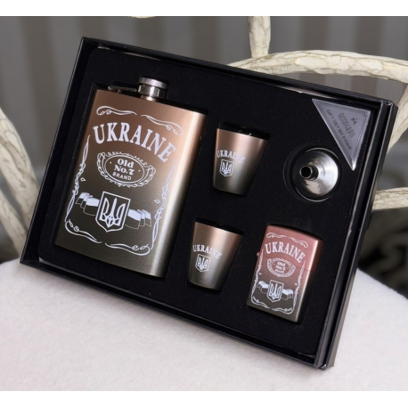 Набір чоловічий подарунковий "UKRAINE" Фляга/рюмки/запальничка (23*17,5*4 см)