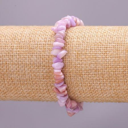 59a3bd3d-fe62-42d2-b8d6-457f316d873b.jpg Браслет натур. Перламутр рожевий крихта 7 мм стрейч