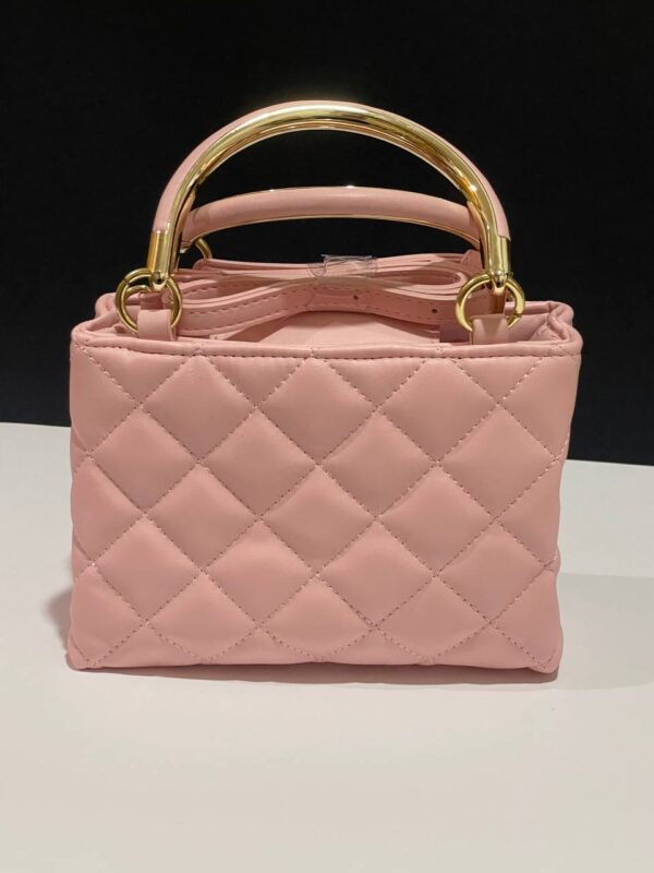 Сумочка Primark сьобана з металевиими ручками рожева